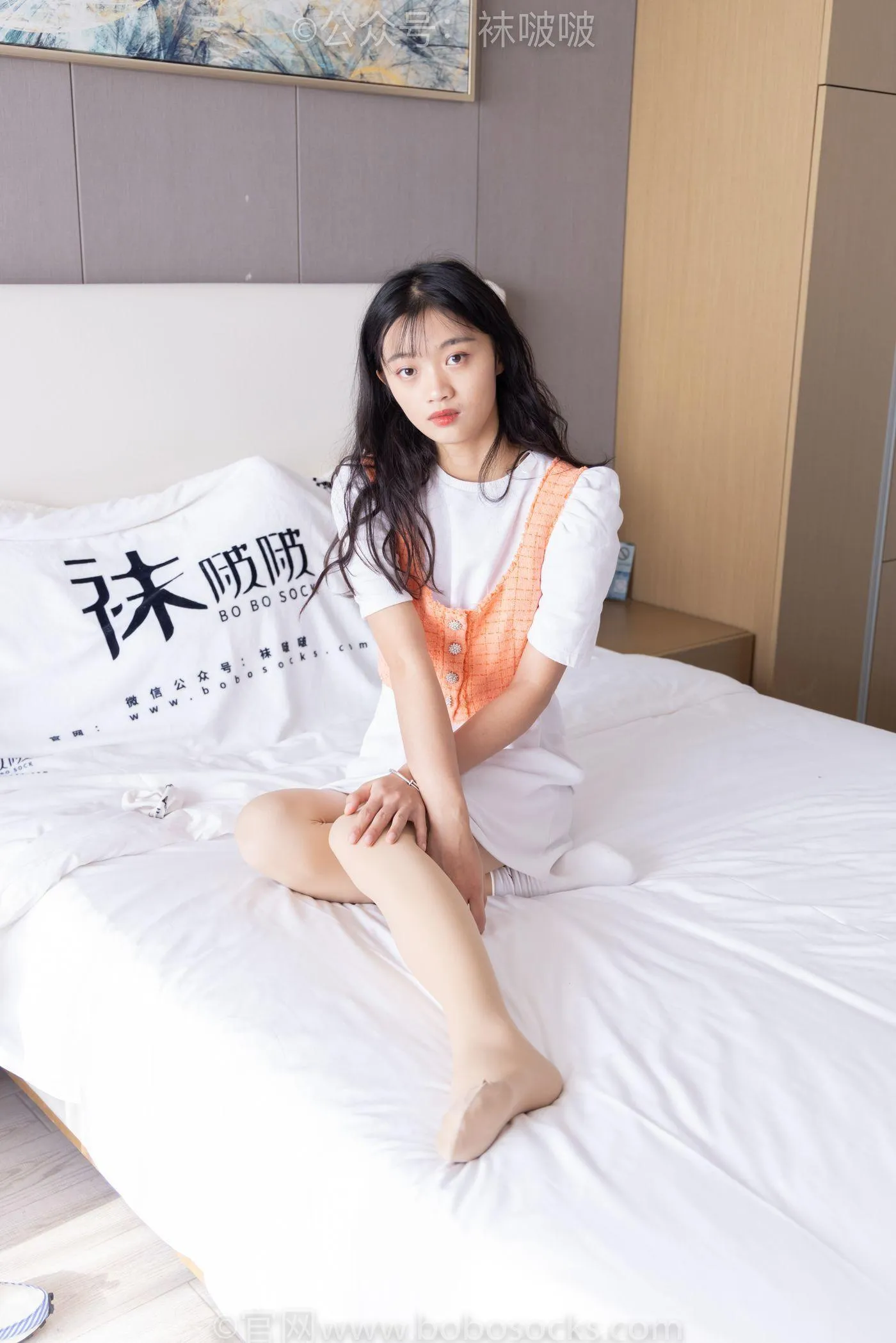 [BoBoSocks袜啵啵]NO.062 涵涵-运动鞋、白棉袜、厚肉丝 [145P]插图9